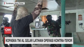 VIDEO: Kopaska TNI AL Gelar Latihan Operasi Kontra-Teror
