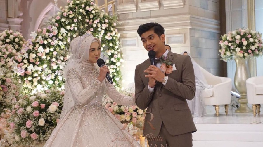 Ria Ricis Resepsi pernikahan Ria Ricis dan Teuku Ryan