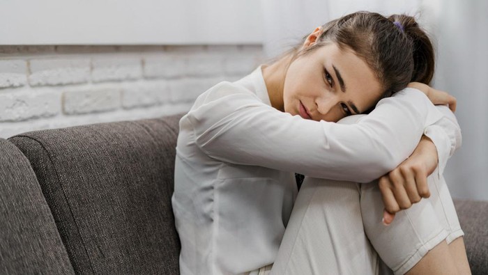 Stay Calm, Beauties! Begini Cara Mengatasi Ketakutan yang Belum Tentu Terjadi