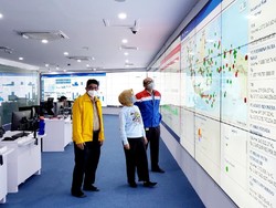 Bos Pertamina Pantau Pemadaman Kebakaran Kilang Cilacap Via PICC