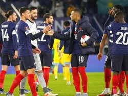 Prancis Pesta Gol, Kazakhstan Dicukur Plontos