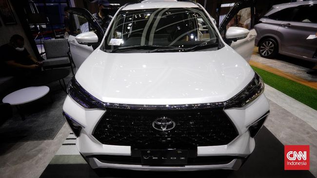 Harga Mobil Toyota Naik 2023 Dimulai dari Calya Toyota Astra Motor menjelaskan kenaikan harga mobil mulai 1 persen hingga 6 persen pada tahun ini.