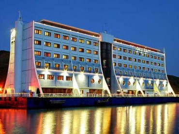 img-title Korea Utara Dibuka untuk Pariwisata, Turis Rusia Jadi Wisatawan Pertama