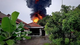 Seluruh Warga Pengungsi Kebakaran Tangki Kilang Cilacap Sudah Pulang