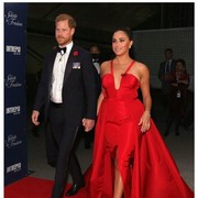 Hadiri Acara Amal, Gaya Meghan Markle dan Pangeran Harry Jadi Sorotan