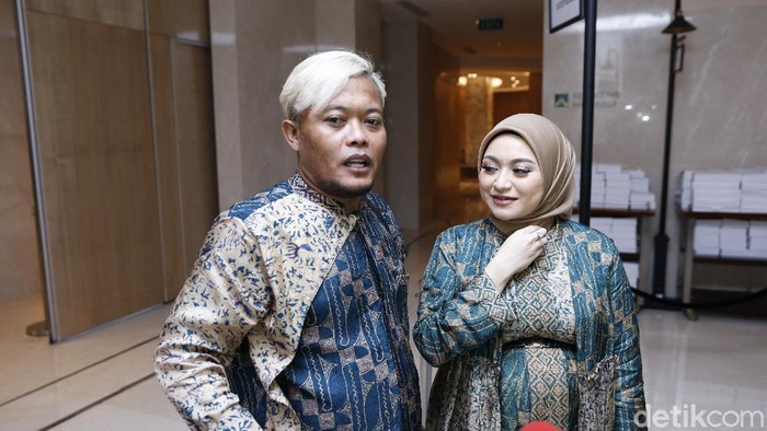 Sule dan Natalie Holscher