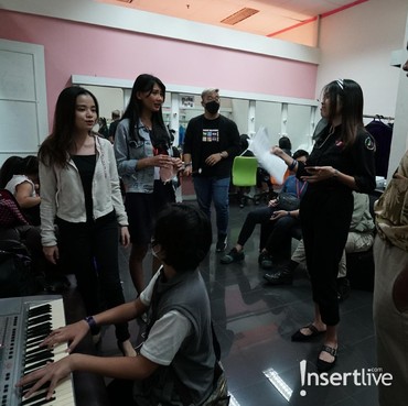 9 Potret Kegiatan Seru Para Peserta IMB 2021 Saat Rehearsel