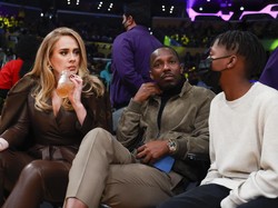Kekesalan Adele yang Berujung Minta Maaf Reporter TV