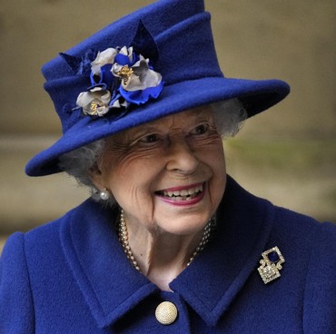 Punggung Terkilir, Ratu Elizabeth Batal Hadiri Kebaktian Minggu