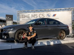 Jago-jago Sayang Ortu, Quartararo Kasih 2 BMW Hadiah ke Ayah-Ibunya