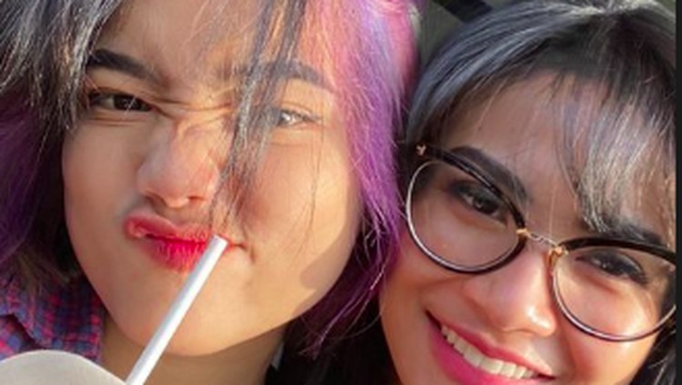 Fuji adik Febri Andriansyah Momen Fuji Rayakan Ultah Bareng Mendiang Vanessa Angel dan Febri Andriansyah