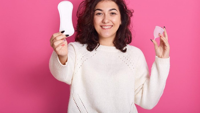 Mulai Pasir hingga Kain, Intip Perjalanan Masa ke Masa Perempuan dalam Menangani Tamu Bulanan