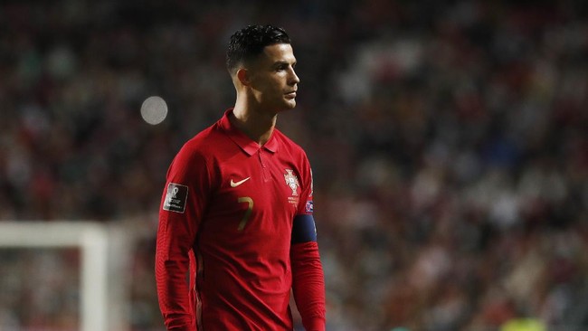 Cristiano Ronaldo sedang mengalami masa sulit dalam karier di lapangan hijau, baik di klub maupun di timnas.