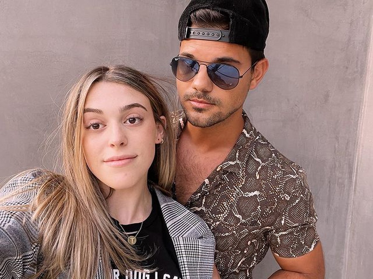 Taylor Lautner mantan kekasih Taylor Swift baru saja melamar kekasihnya dengan cara romantis&period; Yuk intip&excl;