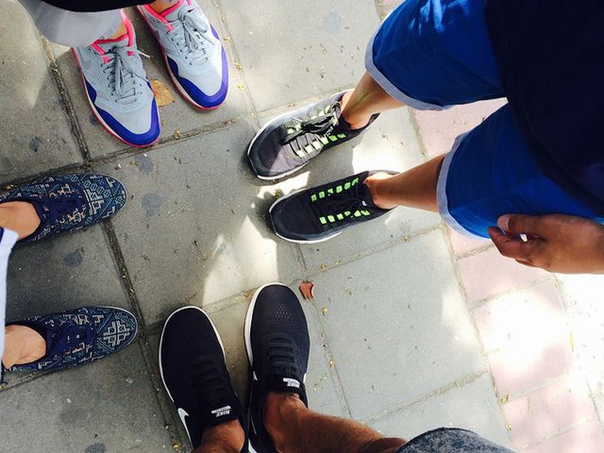 Keluarga Duta vokalis band Sheila On 7 memang terkenal harmonis dan sederhana jauh dari gosip&period; Yuk intip potretnya&excl;