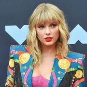 BeauPicks: Intip Koleksi Lipstik Warna Merah Andalan Taylor Swift, Bisa Bikin Kamu Kelihatan Bold dan Classy!