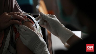 Negara-negara ASEAN berlomba-lomba memberikan booster vaksin Covid-19 sejak tahun lalu. Sementara itu, Indonesia akan memberikan vaksin booster pekan depan.