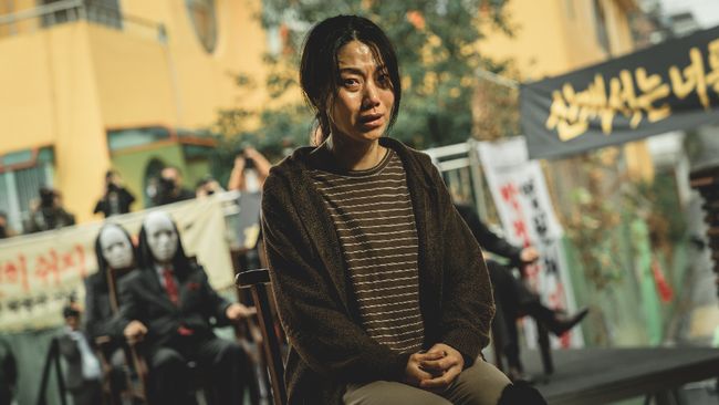 Hellbound dipastikan lanjut ke season 2. Walau belum ada jadwal tayang, Netflix umumkan judul resmi serial arahan Yeon Sang-ho itu.