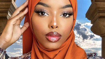 SUARAKAN ISU HIJAB, PERNAH HIDUP SEBAGAI PENGUNGSI