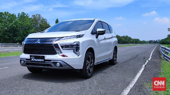 Kenaikan harga kedua low MPV ini mulai dari Rp3,9 juta.