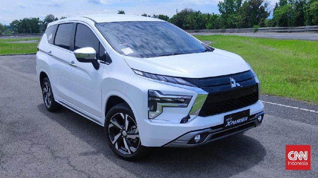 Toyota Avanza dan Veloz serta Xpander baru mencuri perhatian pengunjung GIIAS 2021.