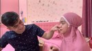 Pengantin Baru, 8 Momen Mesra Ria Ricis & Teuku Ryan Sebelum Tidur Ria Ricis dan Teuku Ryan sedang menikmati status mereka sebagai pengantin baru. Yuk intip kemesraan mereka sebelum tidur!