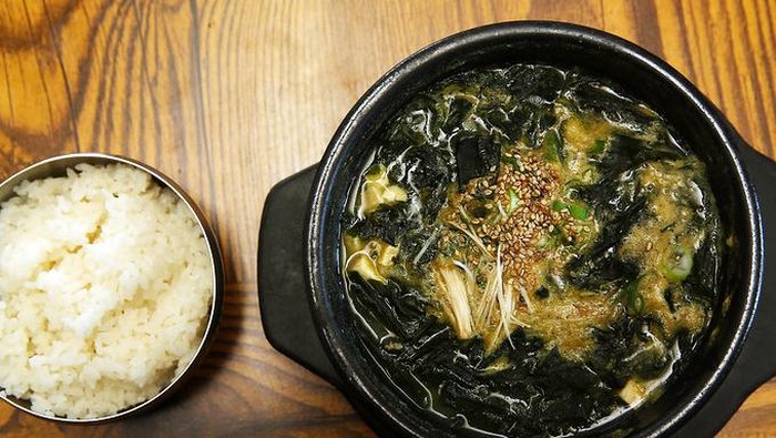 Sup Rumput Laut ala Korea, Masakan Sederhana Namun Penuh Makna