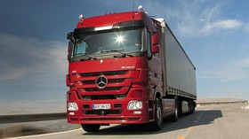 Mercedes-Benz Actros Dipermak Usai 25 Tahun