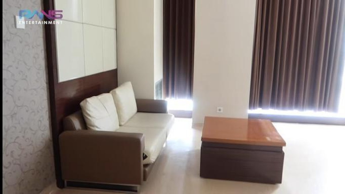 Raffi Ahmad dan Nagita Slavina mengunjungi rumah sakit memeriksa Rafathar sekaligus melihat kamar bersalin Nagita&period; Yuk intip&excl;