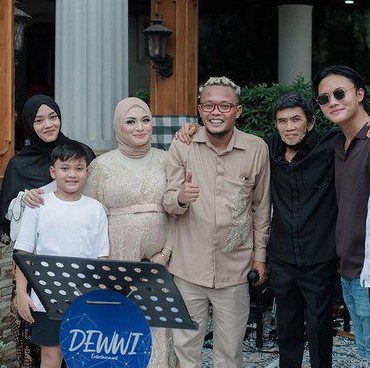 8 Momen Ultah & Anniversary Sule & Nathalie Holscher, Ada Rhoma Irama!
