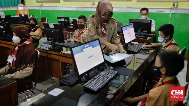 ANBK adalah program evaluasi untuk meningkatkan mutu pendidikan. Berikut jadwal ANBK 2025 jenjang SD, SMP, SMA, lengkap dengan tahapannya.