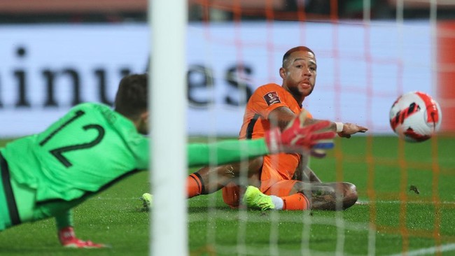 Sebanyak 12 negara telah memastikan tempat di putaran final Piala Dunia 2022 termasuk timnas Belanda.