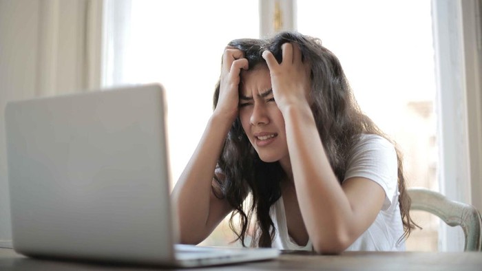 Sering Merasa Bersalah Karena Nggak Produktif? Ini 5 Cara Agar Kamu Nggak Terjebak Toxic Productivity! Sering Merasa Bersalah Karena Nggak Produktif? Ini 5 Cara Agar Kamu Nggak Terjebak Toxic Productivity!