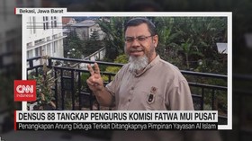 VIDEO: Densus 88 Tangkap Pengurus Komisi Fatwa MUI Pusat