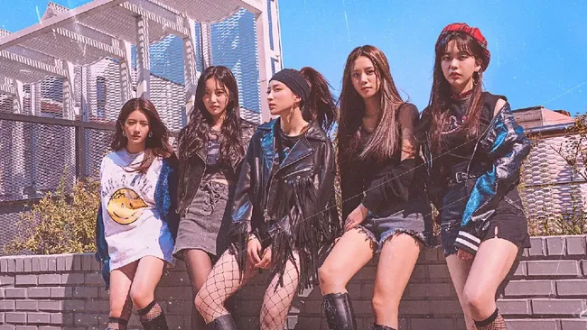 Sinopsis Idol The Coup yang dibintangi Hani EXID (Ahn Hee-yeon) mengisahkan perjuangan girl group tak populer sebelum bubar. 