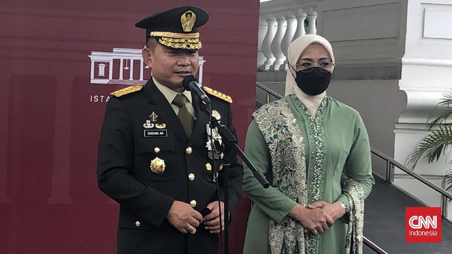 Demokrat berharap KSAD Dudung bisa menghadirkan komunikasi publik yang lebih baik dan logis serta mengayomi.