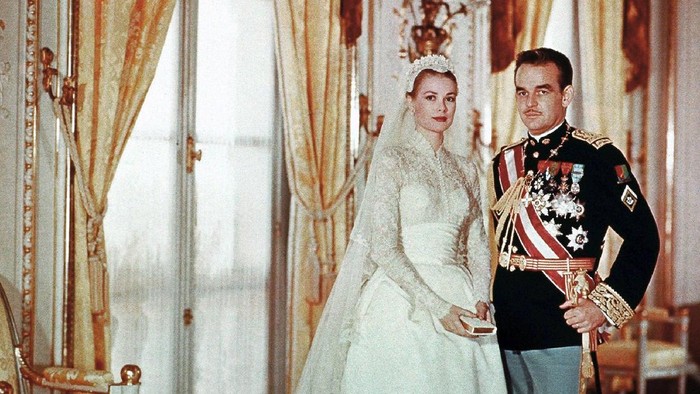 Ini Fakta tentang Gaun Pengantin Legendaris Milik Grace Kelly! Jadi Inspirasi Kate Middleton dan Paris Hilton Ini Fakta tentang Gaun Pengantin Legendaris Milik Grace Kelly! Jadi Inspirasi Kate Middleton dan Paris Hilton