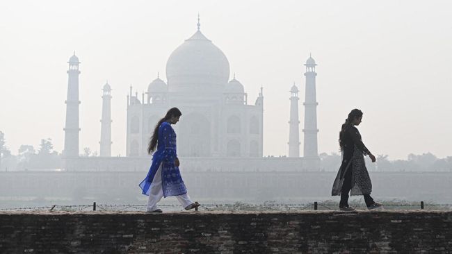 'Musim polusi' tiba di India bersamaan dengan dibukanya kembali gerbang parwisata internasional pada Senin (15/11).