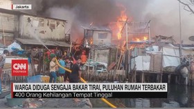 VIDEO: Warga Diduga Sengaja Bakar Tirai, Puluhan Rumah Terbakar