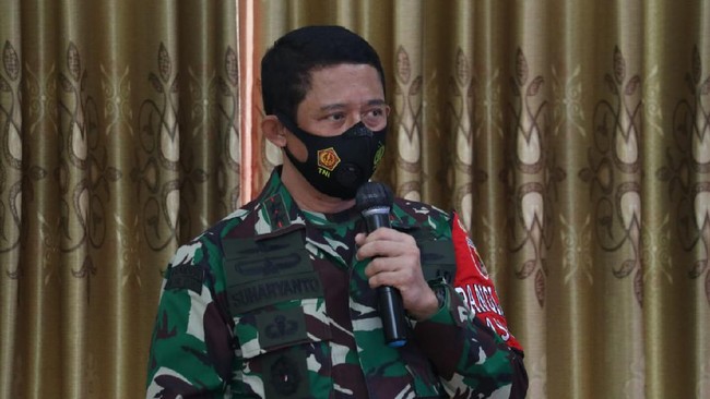 BNPB menerima laporan dua warga tewas akibat gempa bumi di Pasaman Barat, Sumbar, Jumat pagi. Selain itu 20 warga terluka akibat gempa.
