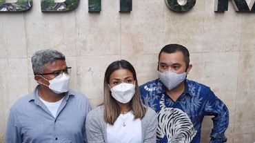 img-title Jadi Korban Mafia Tanah, Ini Pesan Nirina Zubir untuk Pemerintah