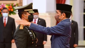 Hadi Tjahjanto Resmi Sertijab Panglima TNI ke Andika Perkasa