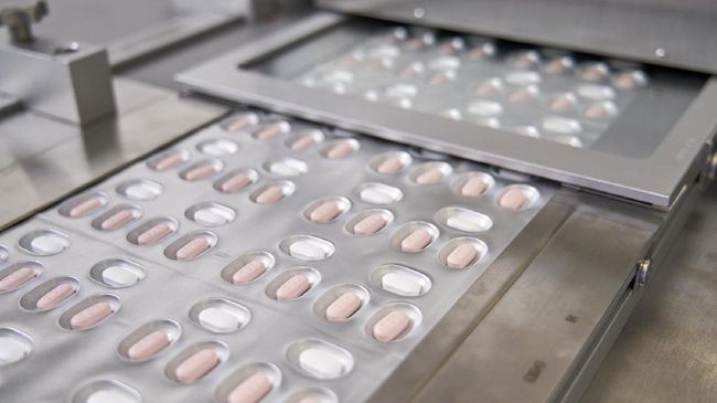 Menteri Kesehatan mulai menjajaki kerja sama untuk mendatangkan pil Paxlovid, salah satu obat Covid-19 yang dibuat Pfizer. Apa itu obat Paxlovid?