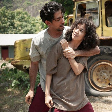 Alasan Reza Rahadian Mau Perankan Film 'Seperti Dendam, Rindu Harus Dibayar Tuntas'