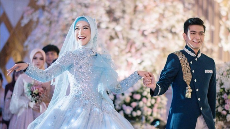 Ria Ricis dan Rachel Vennya