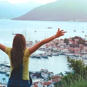 Zodiak Hari Ini: Suka Berpetualang, Scorpio Dijamin Betah Solo Travelling ke 5 Negara Ini