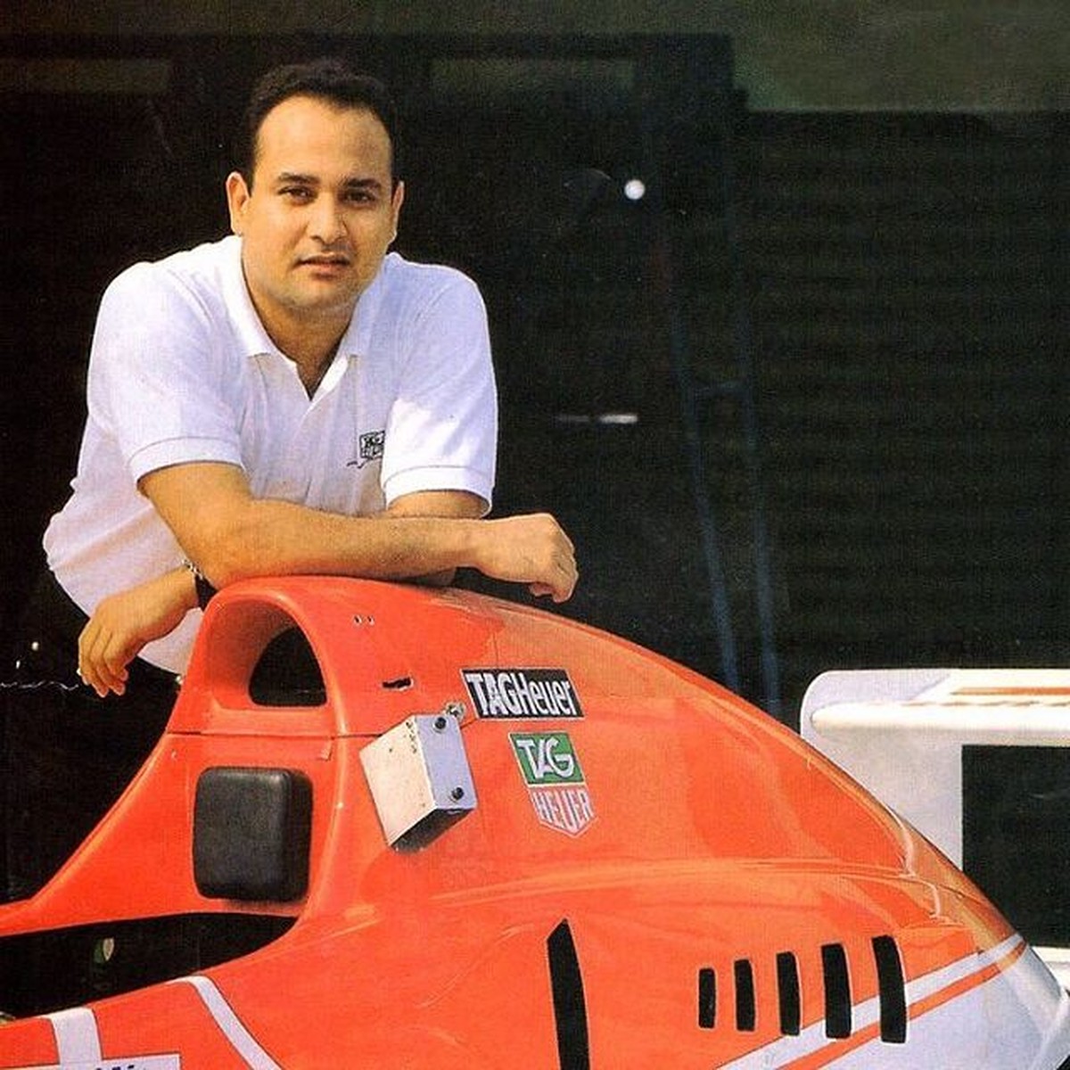 Irwan Mussry baru saja berulang tahun yang ke 59 pada Senin &lpar;15&sol;11&rpar;&period; Yuk intip foto mudanya yang tampan bikin pangling&excl;