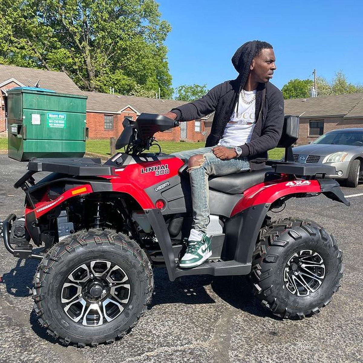 Rapper Young Dolph meninggal dunia Rabu &lpar;17&sol;11&rpar; secara tragis ditembak di toko kue&period; Yuk kita lihat fotonya&excl;