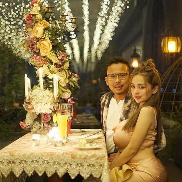 Cupi Cupita Ungkap Awal Pertemuan dengan Suami Pengusaha hingga Restu Ibu