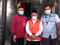 Eks Bupati Abdul Wahid Divonis 8 Tahun Bui tapi Lolos Bayar Rp 26 M
